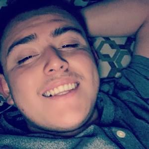 Meet your Posher, Luis